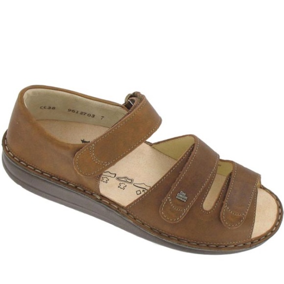 finn comfort baltrum sandals